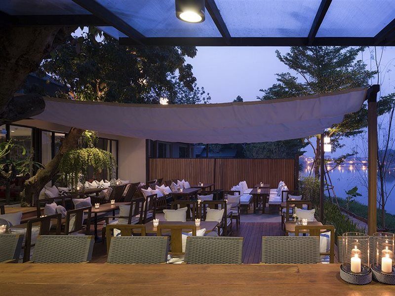 Hotel Sala Lanna Chiang Mai Exterior foto